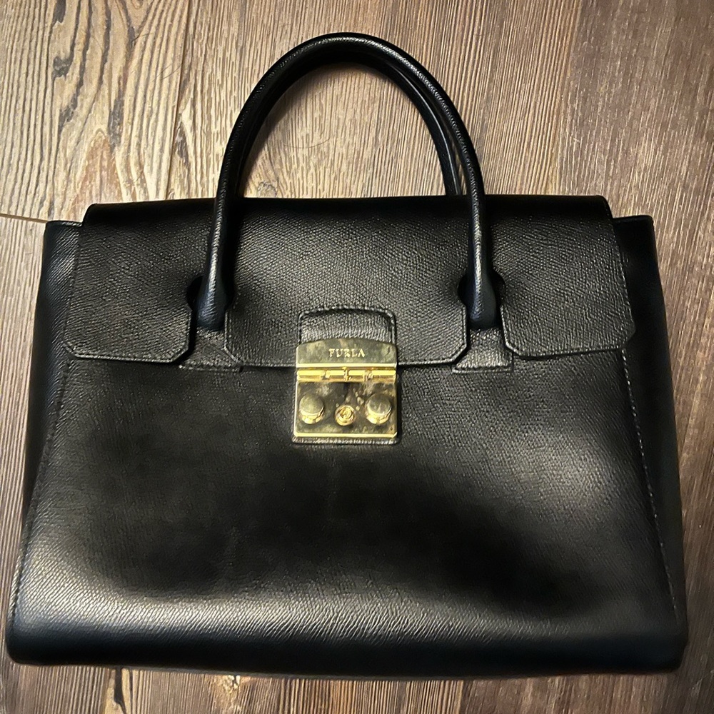 Furla Metropolis Hand Bag